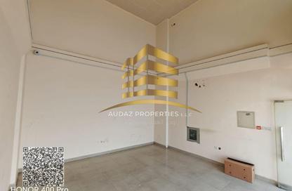 Shop - Studio for rent in Al Jurf 3 - Al Jurf - Ajman