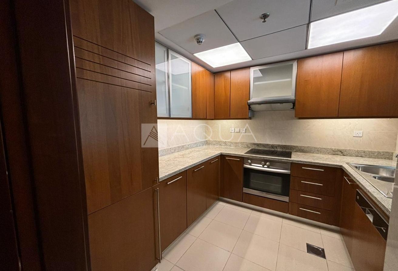 High Floor | Community Views| Ready to Move in photo 2