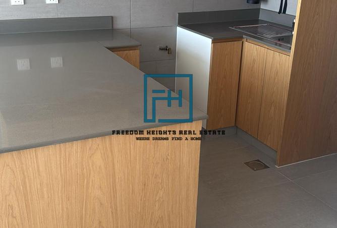 82378523 - Property Image 2