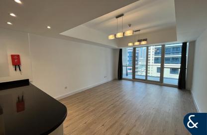 Apartment - 1 Bedroom - 2 Bathrooms for sale in The Waves Tower A - The Waves - Dubai Marina - Dubai