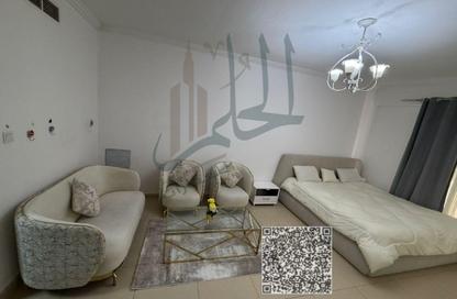 Apartment - Studio - 1 Bathroom for rent in Jasmine Towers - Garden City - Ajman