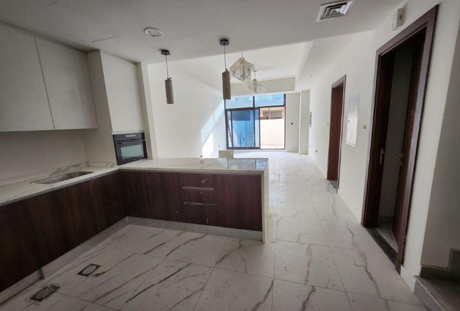 83649937 - Property Image 2