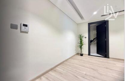 Apartment - 2 Bedrooms - 3 Bathrooms for rent in Marina Residences 6 - Marina Residences - Palm Jumeirah - Dubai