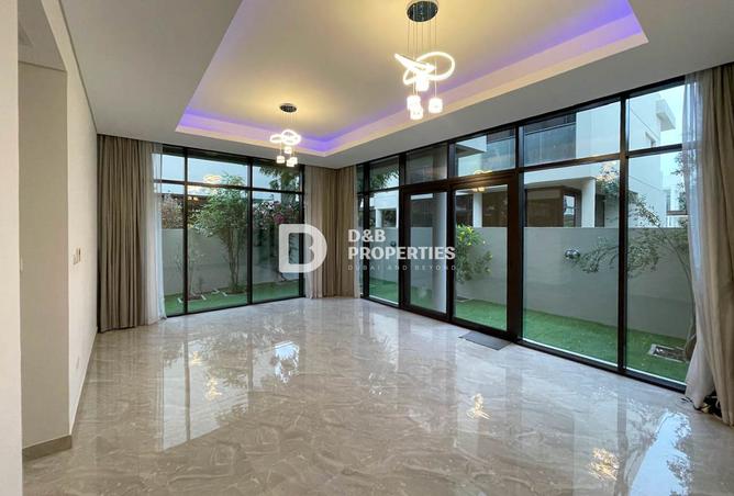 Well Maintained | Prime Location | Close To Malibu photo 2