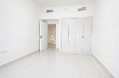 Apartment - 3 Bedrooms - 3 Bathrooms for rent in Al Khan Corniche - Al Khan - Sharjah