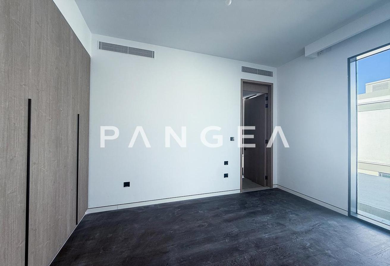 Genuine Listing | Swimming Pool | On the Park photo 17