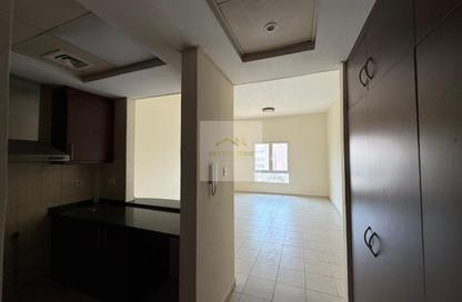Apartment - Studio - 1 Bathroom for rent in Building 56 - Mediterranean Cluster - Discovery Gardens - Dubai Apartment - Studio - 1 Bathroom for rent in Building 56 - Mediterranean Cluster - Discovery Gardens - Dubai