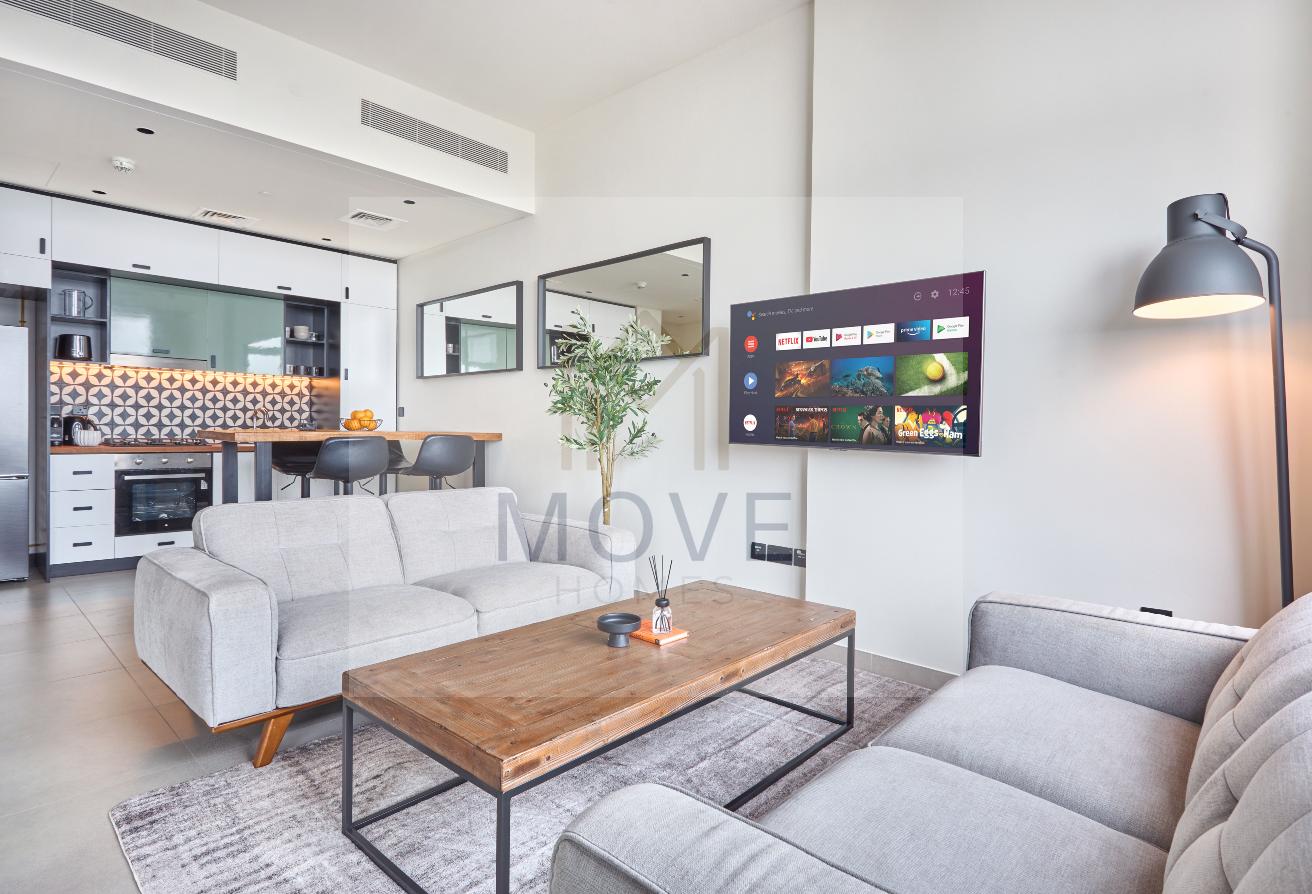 Fully furnished | Community view | Luxurious photo 11