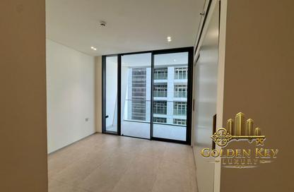 Apartment - 1 - 2 for rent in Al Jaddaf - Dubai