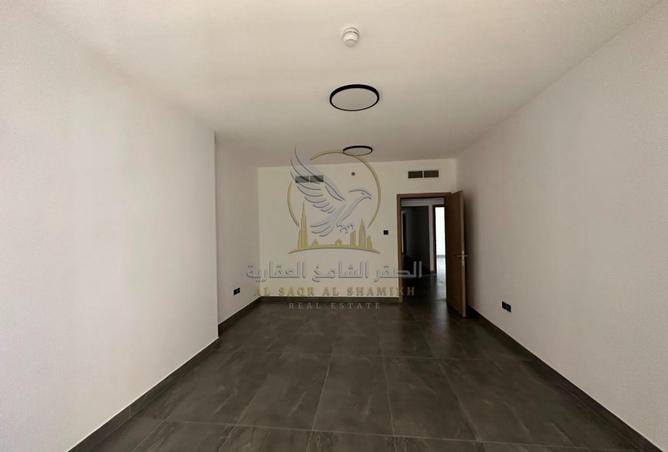 124732429 - Property Image 3