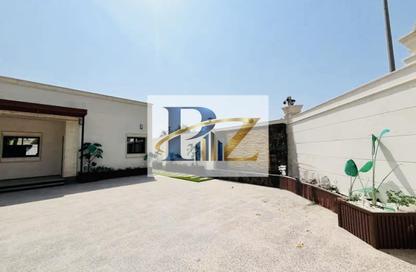 Villa - 6 - 7+ for sale in Al Mansoura - Al Sharq - Sharjah Villa - 6 - 7+ for sale in Al Mansoura - Al Sharq - Sharjah
