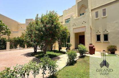 Villa - 4 Bedrooms - 6 Bathrooms for rent in Cluster 12 - Jumeirah Islands - Dubai