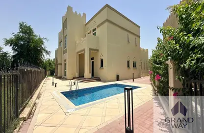 Villa - 4 Bedrooms - 6 Bathrooms for rent in Cluster 12 - Jumeirah Islands - Dubai Villa - 4 Bedrooms - 6 Bathrooms for rent in Cluster 12 - Jumeirah Islands - Dubai