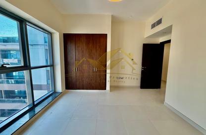 Apartment - 1 Bedroom - 2 Bathrooms for rent in Jumeirah Garden City - Al Satwa - Dubai