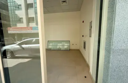 متجر - استوديو للايجار في النباعة - الشارقة