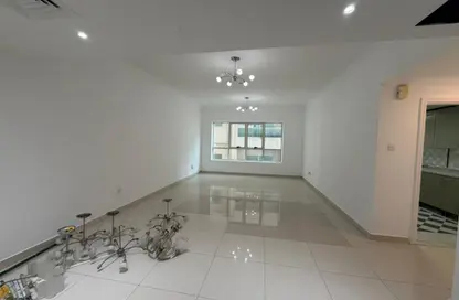 Apartment - 2 Bedrooms - 3 Bathrooms for rent in Al Majaz 1 - Al Majaz - Sharjah