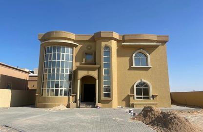 Villa - 5 Bedrooms - 7+ Bathrooms for rent in Al Jazirah Al Hamra - Al Hamra Village - Ras Al Khaimah