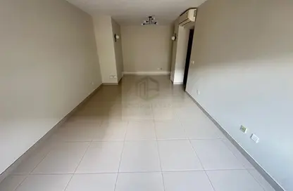 Apartment - 1 Bedroom - 2 Bathrooms for rent in Dar Al Buteen 1 - Al Muraqqabat - Deira - Dubai