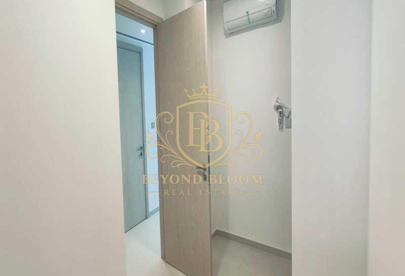 Single Row | Ready Landscaping | 4BR+M | Vastu photo 21