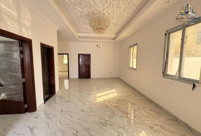 75409299 - Property Image 3