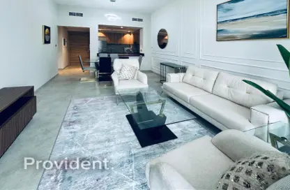 شقة - غرفة نوم - 2 حمامات للايجار في إليجانز من الدانوب - منطقة 14 - قرية جميرا الدائرية - دبي