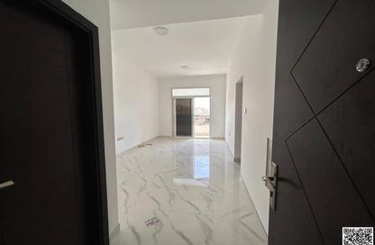 Apartment - 3 Bedrooms - 4 Bathrooms for rent in Al Mowaihat 2 - Al Mowaihat - Ajman