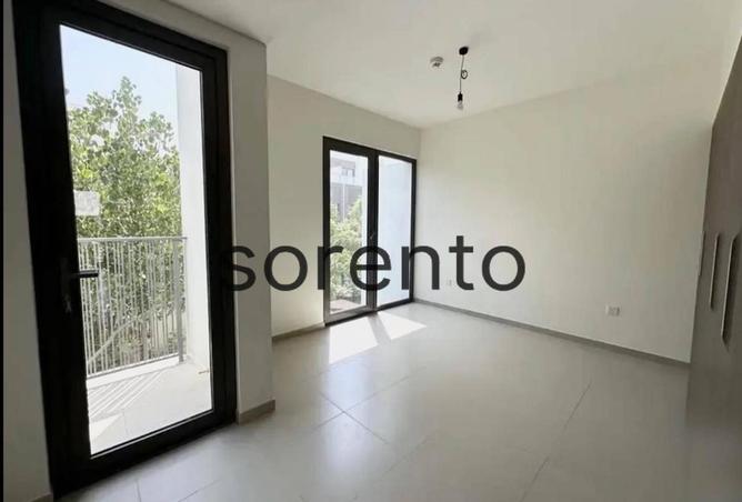 LANDSCAPED|READY TO VIEW|3 BED PLUS MAID photo 3