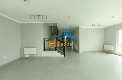 Villa - 4 - 6 for rent in Al Azra - Al Riqqa - Sharjah