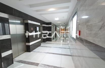Apartment - Studio - 1 for rent in Al Karama - Bur Dubai - Dubai