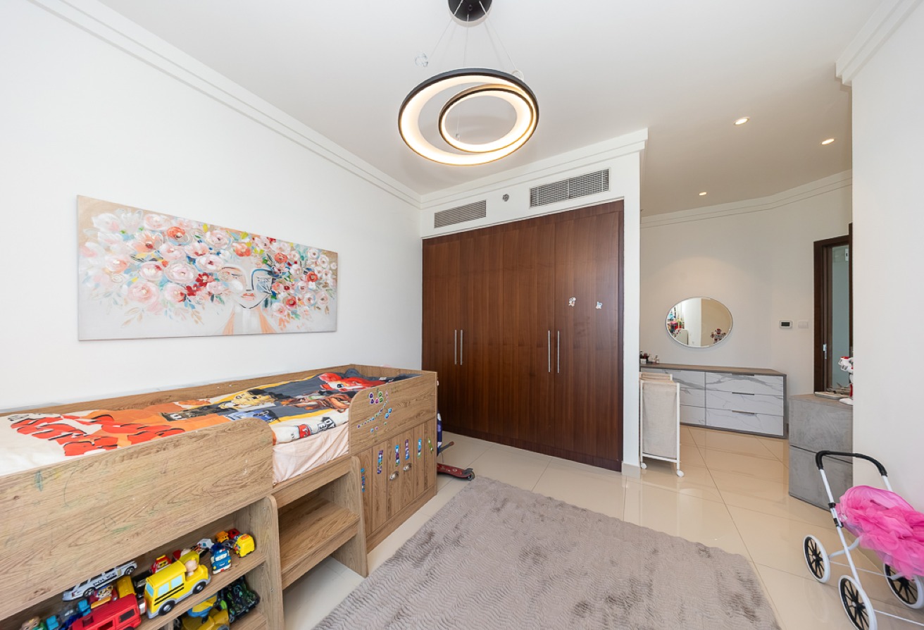 2 bedroom apartment in Boulevard Point, Downtown Dubai: 13
