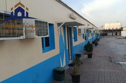 سكن عمال - استوديو - 8 حمامات للبيع في الصجعة الصناعية - الصجعة - الشارقة