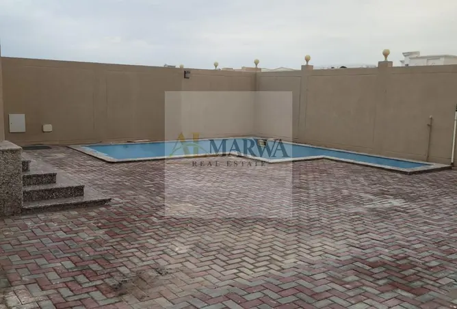 155588849 - Property Image 2