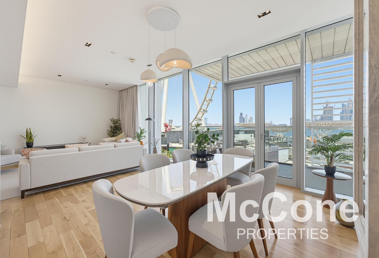 Fully Furnished | Dubai Eye View | Fully Upgraded photo 5