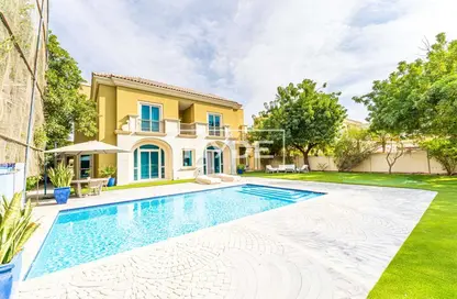 فيلا - 5 غرف نوم - 6 حمامات للايجار في كارمن - قمم النصر - مدينة دبي الرياضية - دبي