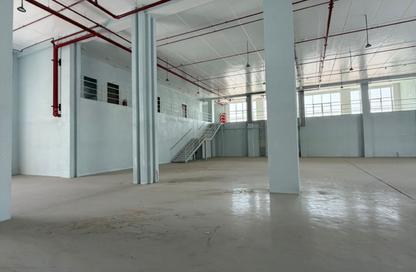 Warehouse - Studio - 2 for rent in Umm Al Thuoob - Umm Al Quwain