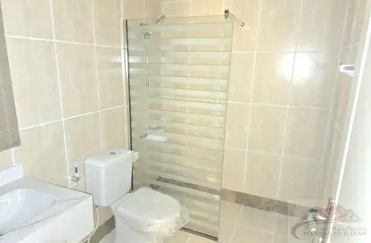 Apartment - 3 Bedrooms - 3 Bathrooms for rent in Muwaileh 29 Building - Muwaileh - Sharjah