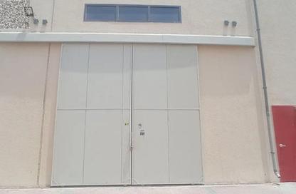 Warehouse - Studio for rent in Umm Al Thuoob - Umm Al Quwain
