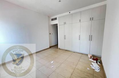 Apartment - 1 Bedroom - 2 Bathrooms for rent in Al Majaz 3 - Al Majaz - Sharjah Apartment - 1 Bedroom - 2 Bathrooms for rent in Al Majaz 3 - Al Majaz - Sharjah
