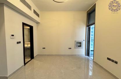 Apartment - 2 Bedrooms - 3 Bathrooms for rent in Al Jadaf Building - Al Jaddaf - Dubai