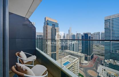 Apartment - 2 Bedrooms - 3 Bathrooms for sale in Stella Maris - Dubai Marina - Dubai