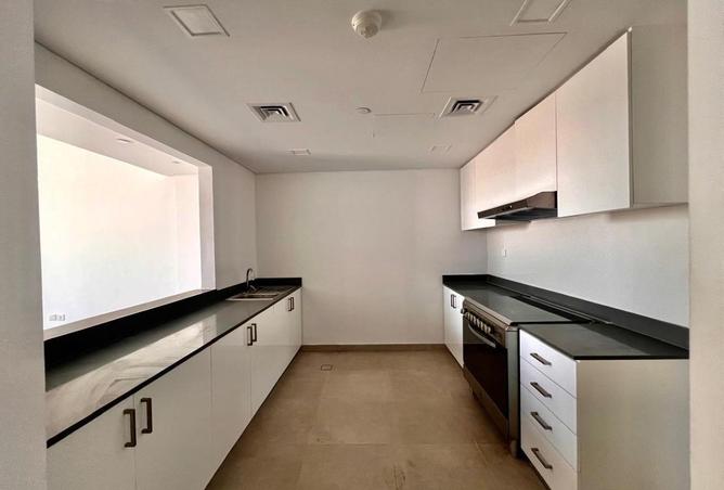 57381948 - Property Image 3