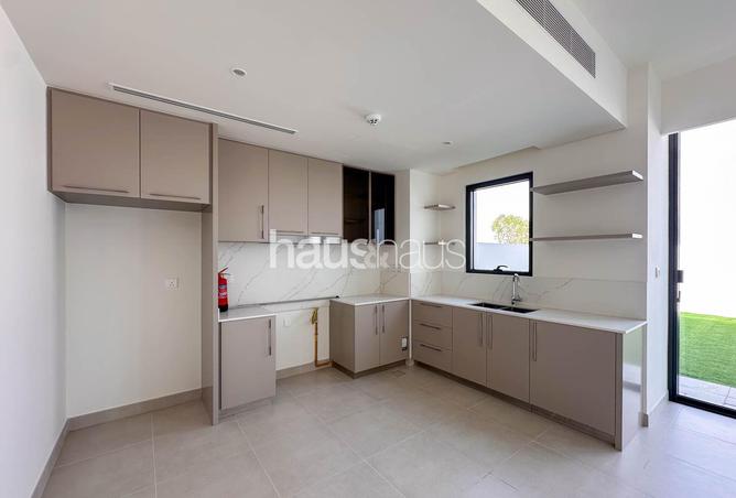 106855782 - Property Image 2