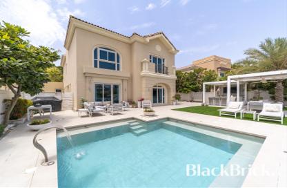 Villa - 5 Bedrooms - 6 Bathrooms for sale in Carmen - Victory Heights - Dubai Sports City - Dubai