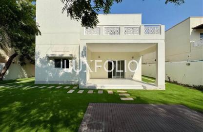 Villa - 4 - 5 for rent in Meadows 6 - Meadows - Dubai