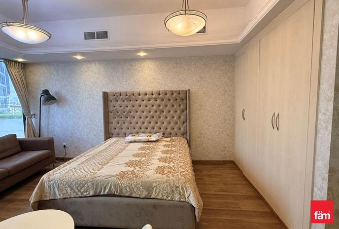 74244566 - Property Image 2