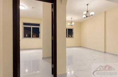 Apartment - 1 - 2 for rent in Muwaileh 29 Building - Muwaileh - Sharjah