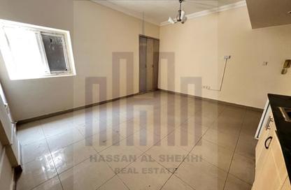 Apartment - Studio - 1 Bathroom for rent in Muwaileh 3 Building - Muwaileh - Sharjah