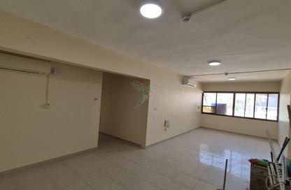 Apartment - 2 - 2 for rent in Hai Al Salama - Central District - Al Ain