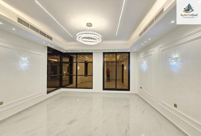 67464573 - Property Image 3