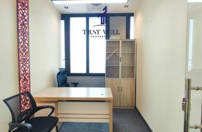 Office Space - Studio - 4 Bathrooms for rent in Dar Al Salam Building - Corniche Road - Abu Dhabi Office Space - Studio - 4 Bathrooms for rent in Dar Al Salam Building - Corniche Road - Abu Dhabi